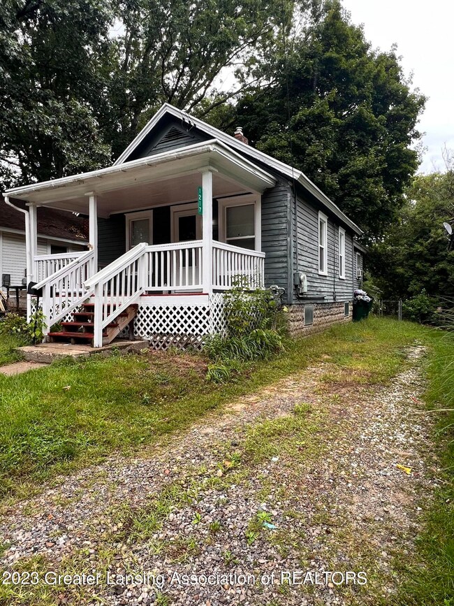 1217 Lathrop St, Lansing, MI 48912 - photo 4