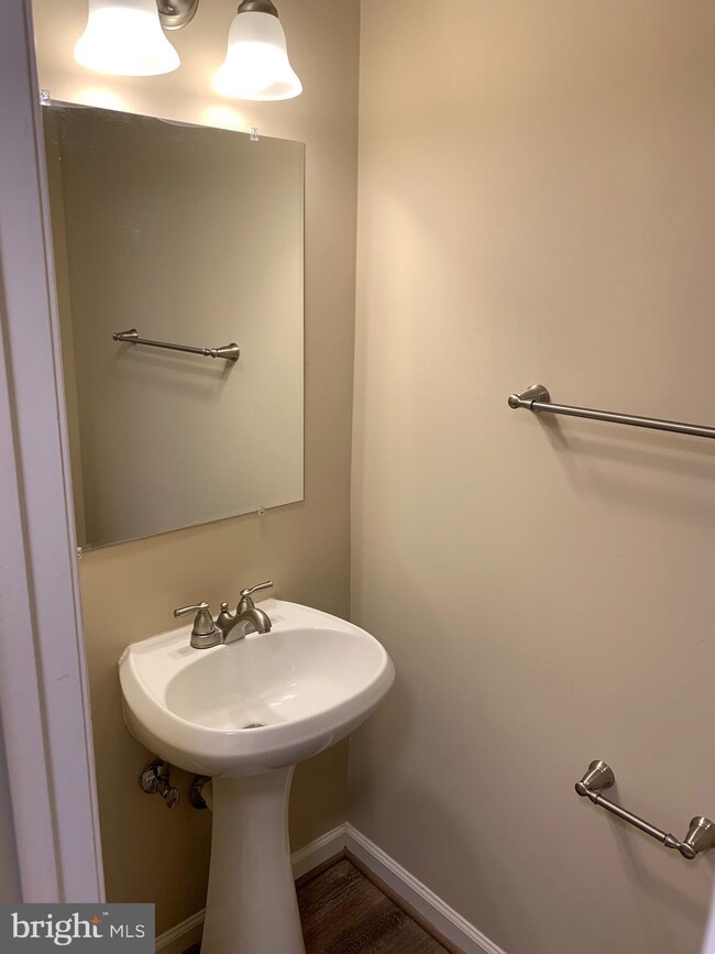 169C Fairfield Dr, Warrenton, VA 20186 - photo 7