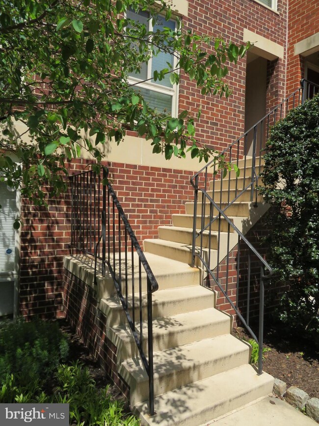 22 W Hill St, Baltimore, MD 21230 - photo 4