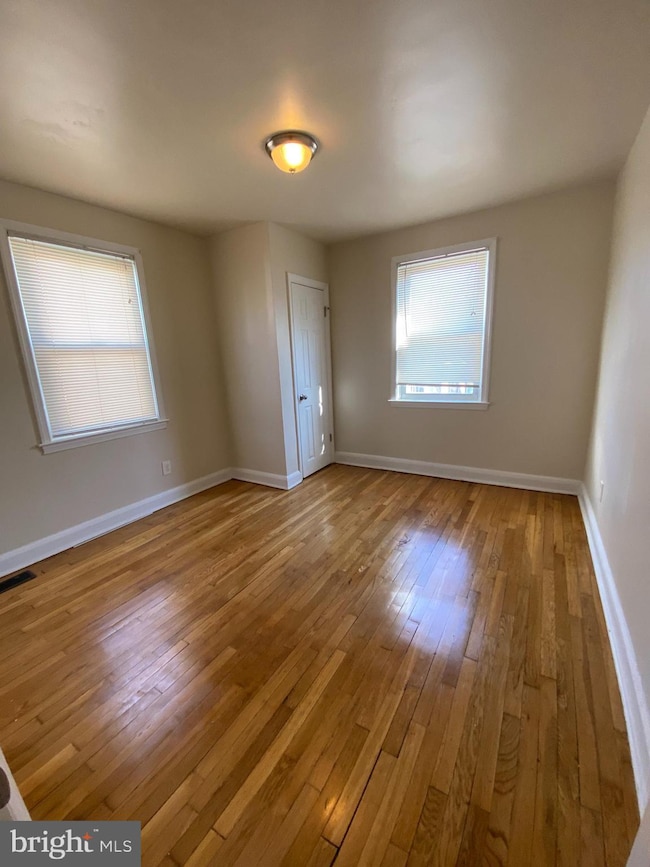 5715 Simmonds Ave unit 1, Baltimore, MD 21215 - photo 3