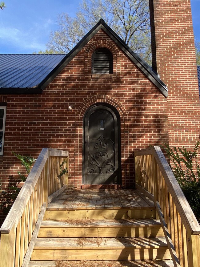 707 Raleigh St, Oxford, NC 27565 - photo 3