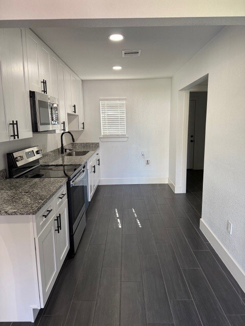 3918 Florinda St, Houston, TX 77021 - photo 3