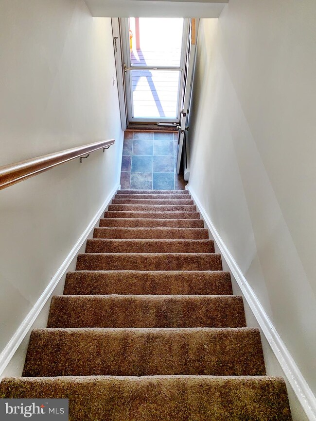 202 Garnet Dr unit 2K, Burlington, NJ 08016 - photo 2