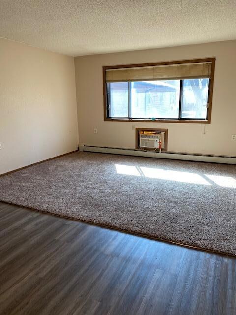 515 Abby Ln unit 104, Glencoe, MN 55336 - photo 7