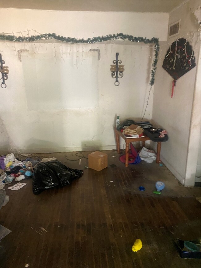 7003 England St, Houston, TX 77021 - photo 2