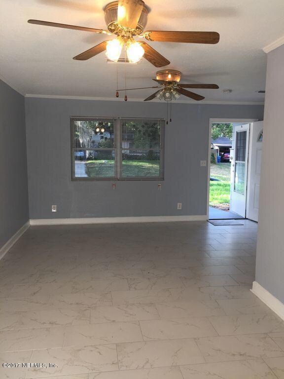 7138 Hallock St, Jacksonville, FL 32211 - photo 6