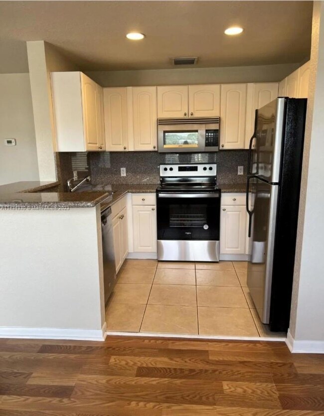 1160 3rd Way unit 202, Vero Beach, FL 32960 - photo 6