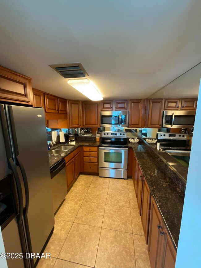 Peck Plaza unit 27SW, Daytona Beach, FL 32118 - photo 4