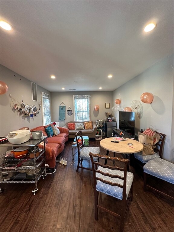 39 Gilman St unit A, Somerville, MA 02145 - photo 2