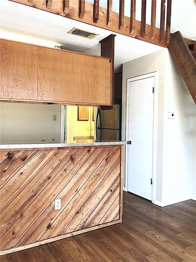 2210 Pearl St unit 304, Austin, TX 78705 - photo 7