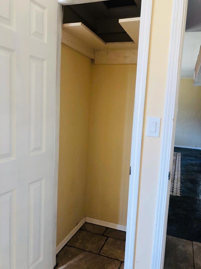 4000 N Piedras St, El Paso, TX 79930 - photo 6