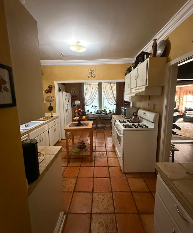 780 N Trezevant St, Memphis, TN 38112 - photo 5