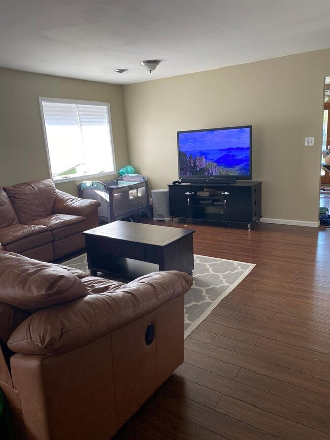 940 Ivanhoe Ln, Dyer, IN 46311 - photo 7