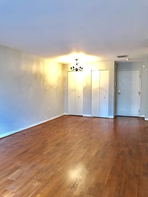 35 Desmoines Rd unit 309, Quincy, MA 02169 - photo 4