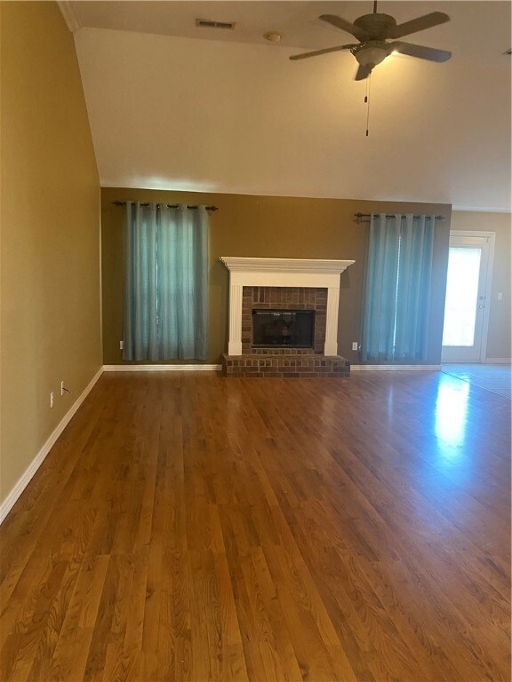 509 SW Duke Ave, Bentonville, AR 72712 - photo 2