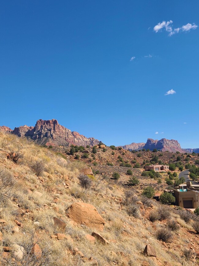 2512 Anasazi Way, Springdale, UT 84767 - photo 4