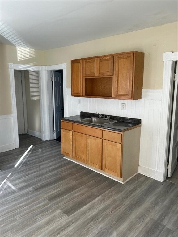 42 Benton St unit 1, Springfield, MA 01109 - photo 4