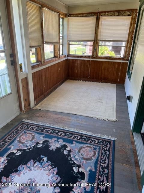 1422 Roosevelt Ave, Lansing, MI 48915 - photo 5