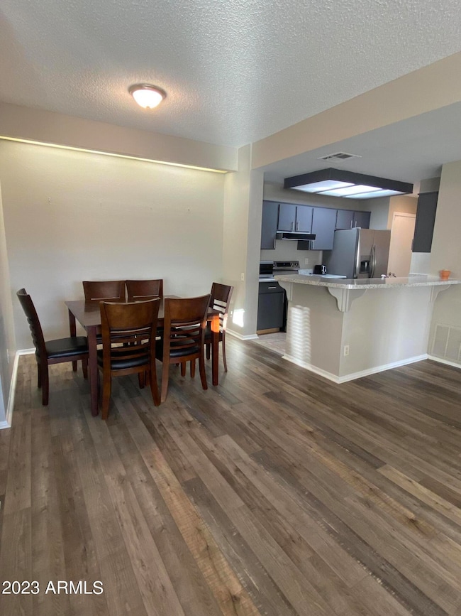 Dining with Kitchen