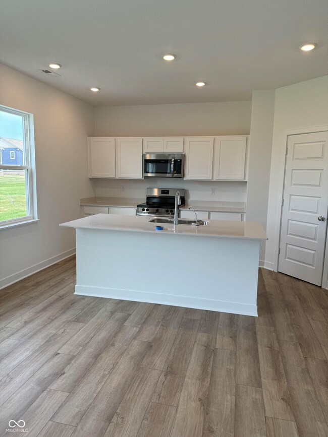 1068 Bald Tree Dr, Westfield, IN 46074 - photo 3