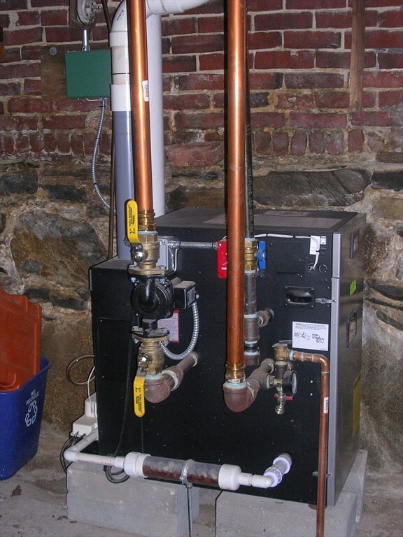 129 Webster St, Haverhill, MA 01830 - photo 7