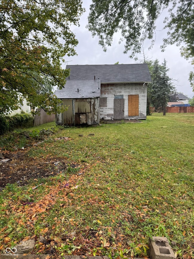 2328 Fletcher St, Anderson, IN 46016 - photo 3