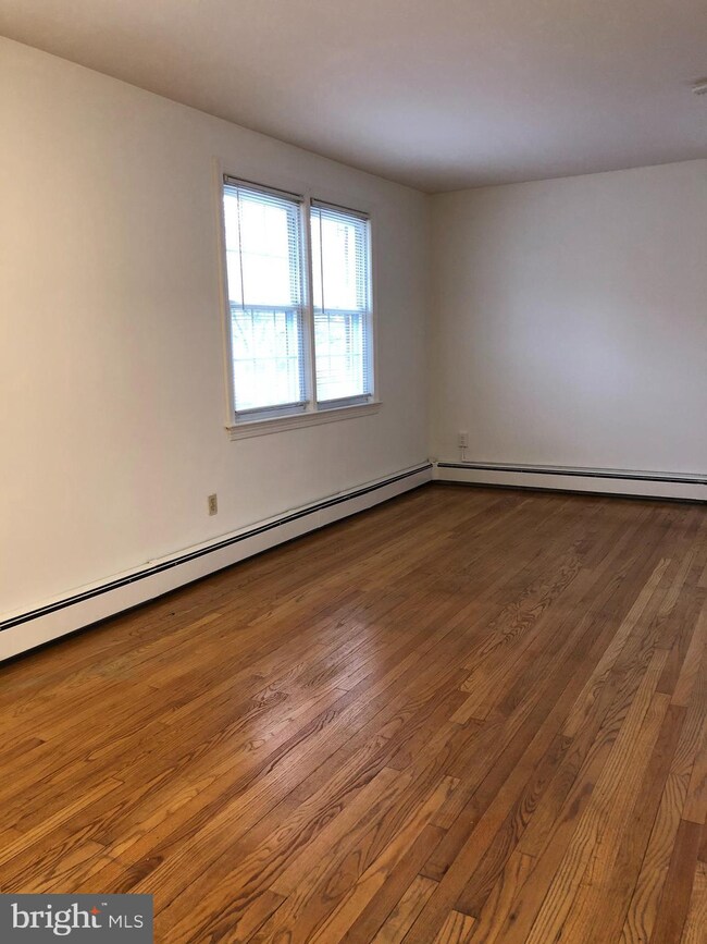 401 7th St unit 3, Laurel, MD 20707 - photo 4