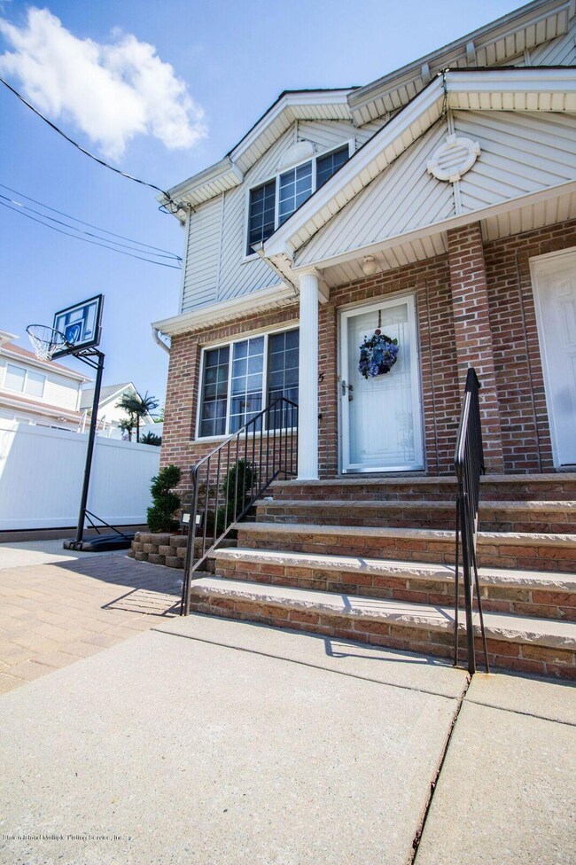 25 Beresford Ave unit 57, Staten Island, NY 10314 - photo 4
