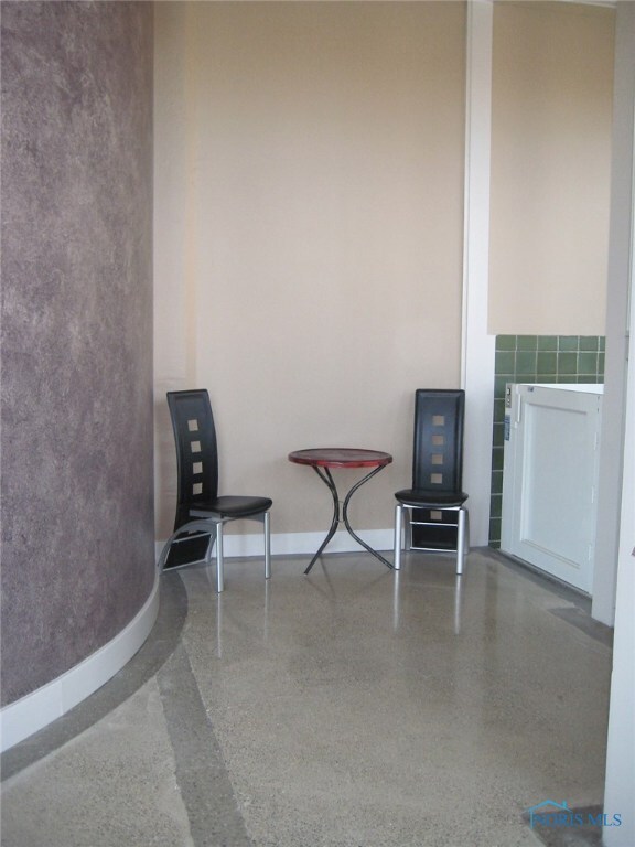 Outer Lobby where the wheelchair lift drops passen