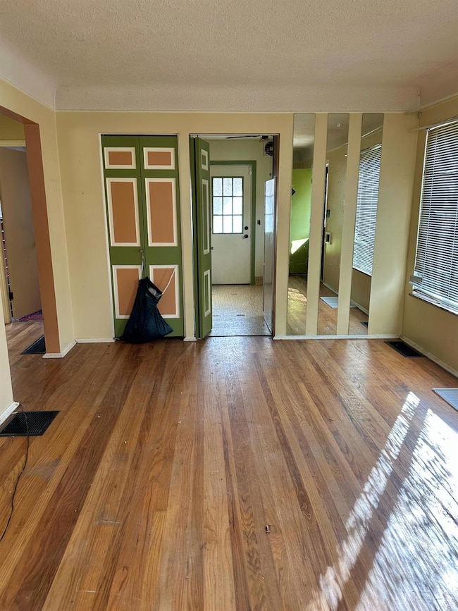 1122 Alcliff Ln, Cincinnati, OH 45238 - photo 2