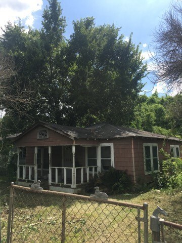 6615 De Priest St, Houston, TX 77091 - photo 5