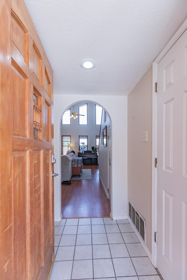 813 Azelia St, Alamogordo, NM 88310 - photo 5