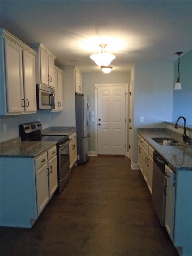 102 Justin Dr, Byron, GA 31008 - photo 5