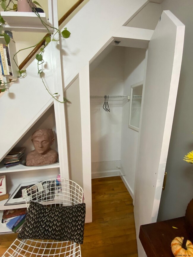 83 Spring St, Albany, NY 12210 - photo 4