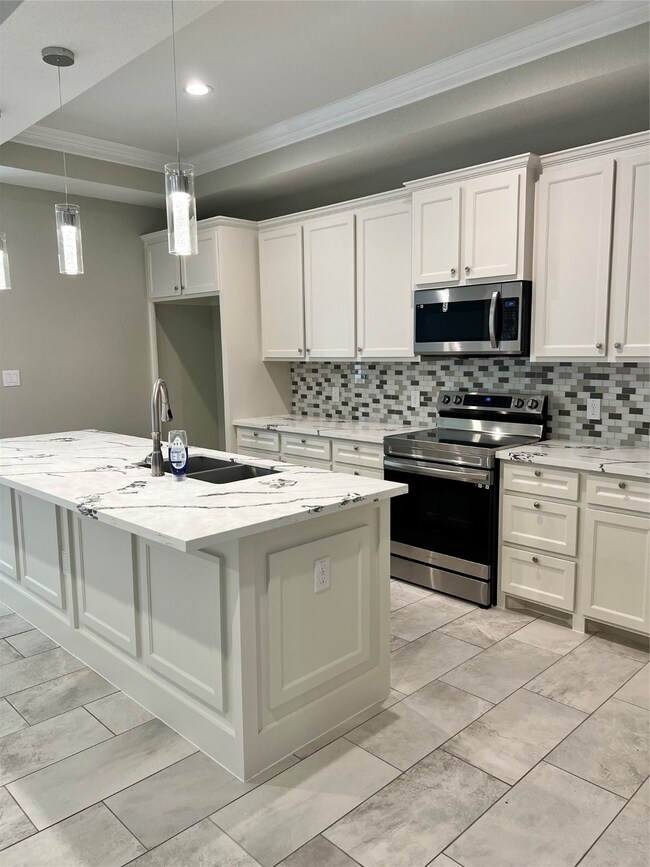 968 Junell St, Houston, TX 77088 - photo 4