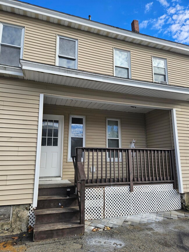21 Arlington St unit 21, Nashua, NH 03060 - photo 7