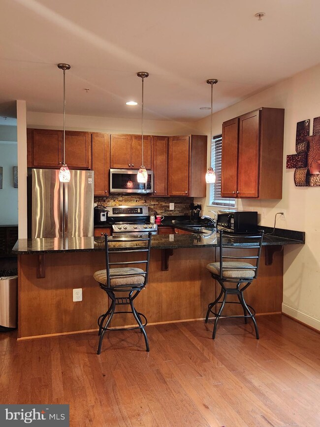 6408 Harthorn Ave unit B, Elkridge, MD 21075 - photo 2