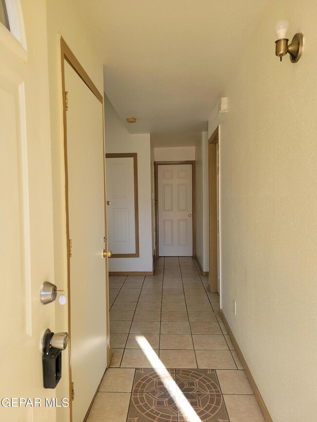 451 Santa Martina Dr, El Paso, TX 79927 - photo 7