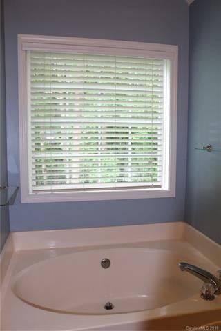 514 Sara Ct, Gastonia, NC 28052 - photo 5