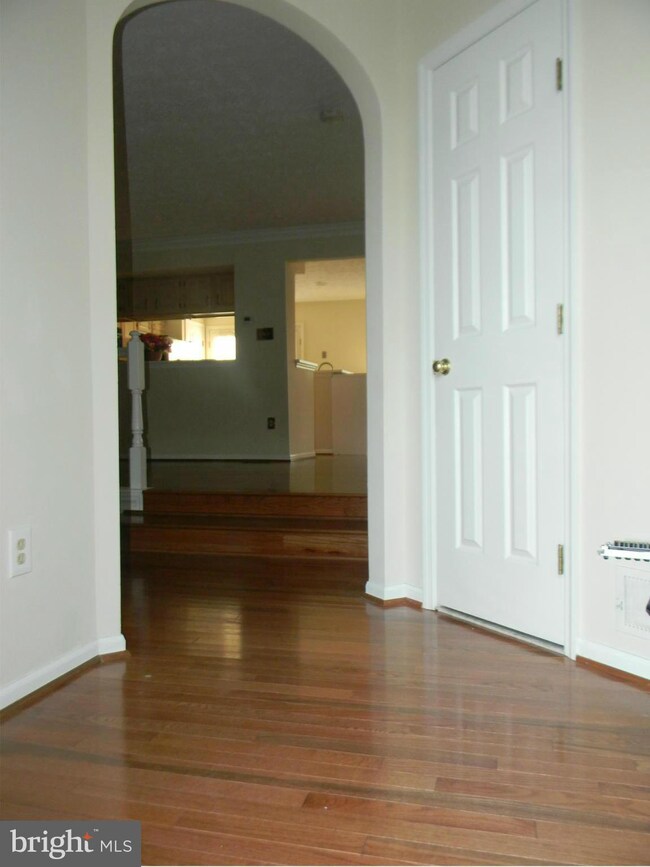 21 Mica Ct, Baltimore, MD 21209 - photo 3