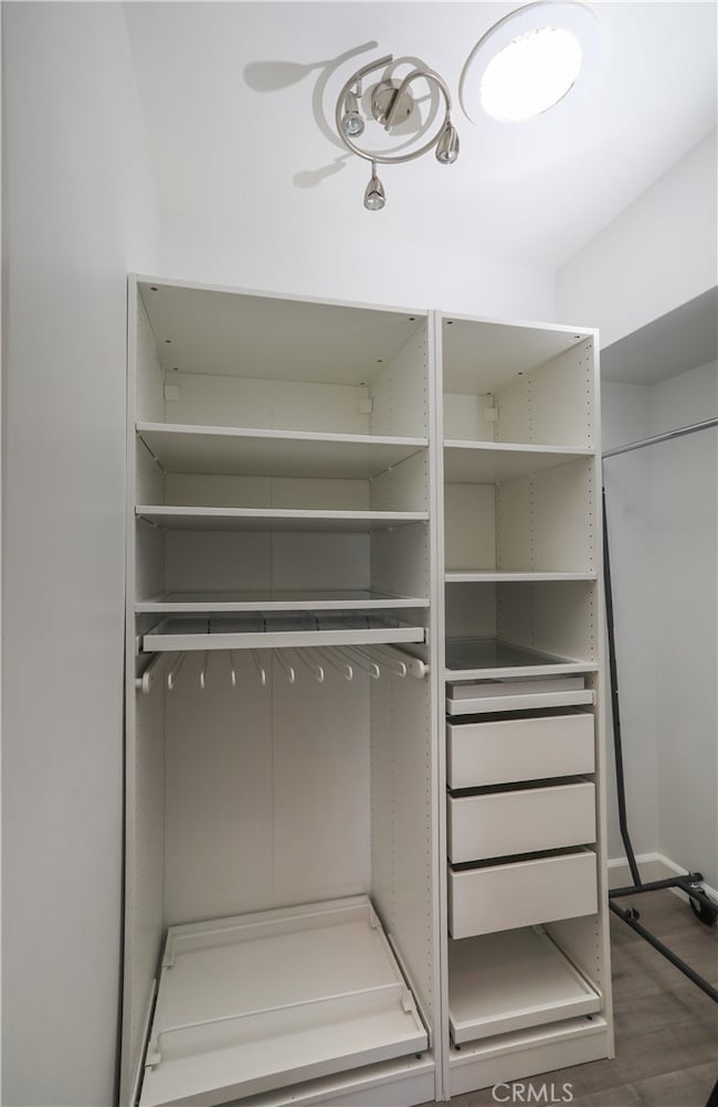 9402 Via Yolanda, Burbank, CA 91504 - photo 7