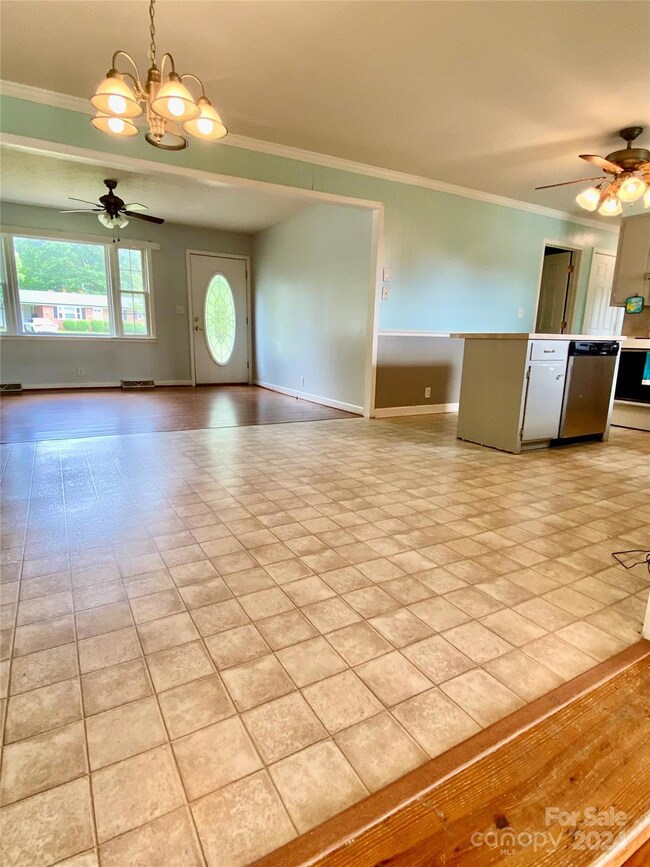 104 Dyer Dr, Shelby, NC 28152 - photo 7