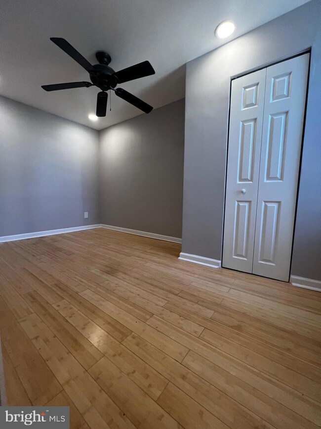 2347 Gerritt St, Philadelphia, PA 19146 - photo 7