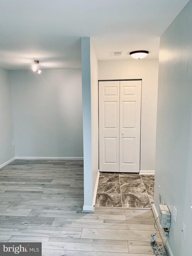 8622 Village Square Dr unit 15, Alexandria, VA 22309 - photo 3