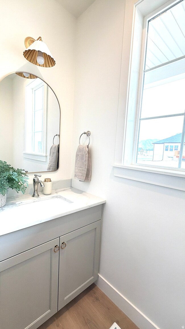 832 N Amy Way, Elk Ridge, UT 84651 - photo 4