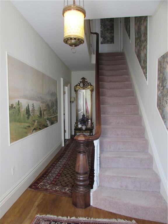 Inside the beautiful double front...