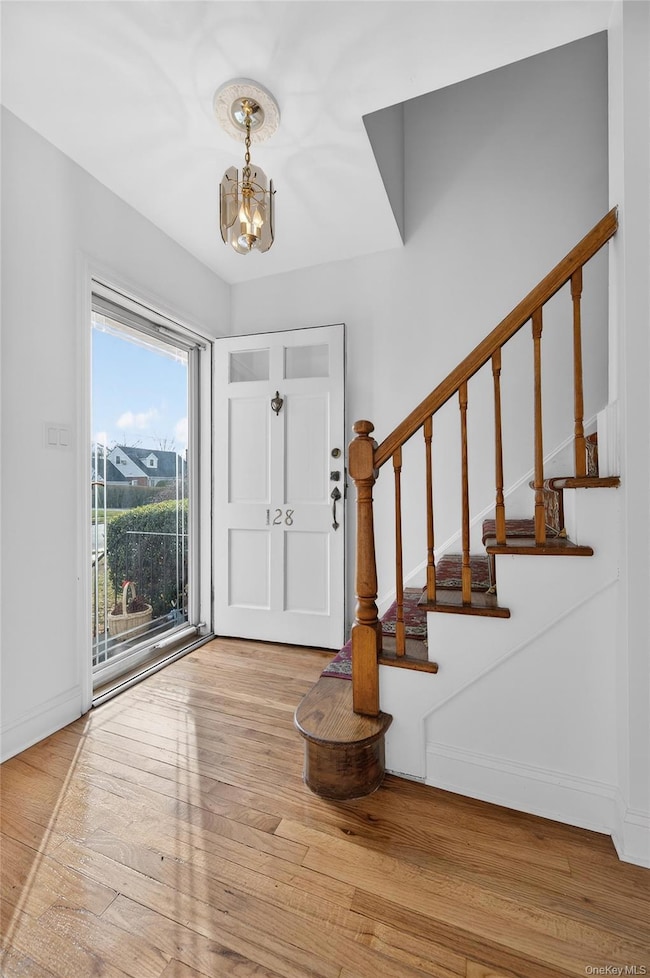 128 Beech St, Floral Park, NY 11001 - photo 2