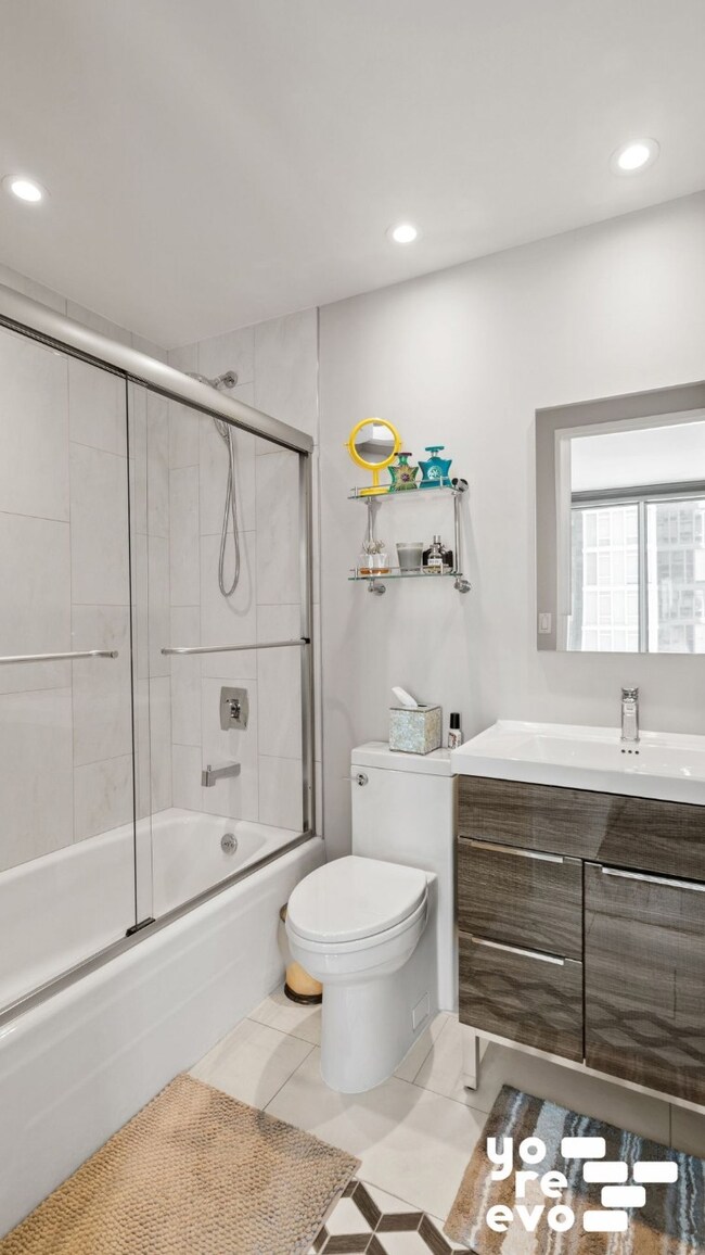 America Apartments unit 1004, New York, NY 10028 - photo 7