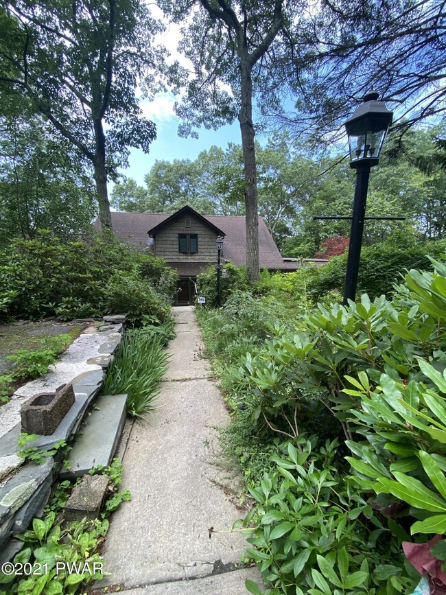 82 Paupack Point Rd, Hawley, PA 18428 - photo 2