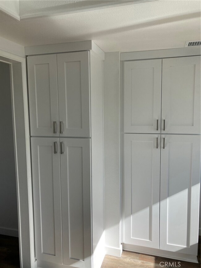 Pantry & Storage